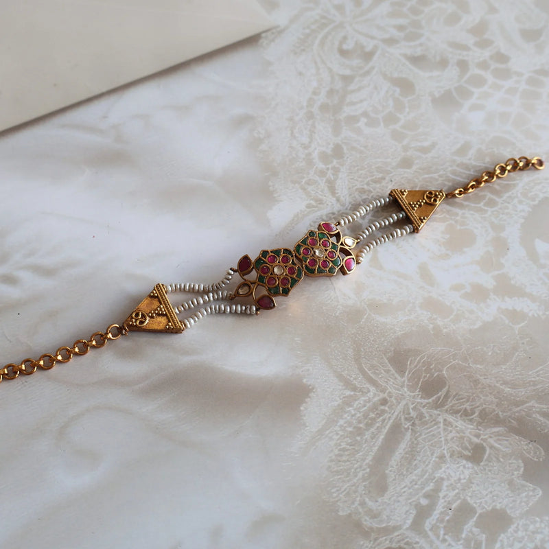 Bracelet