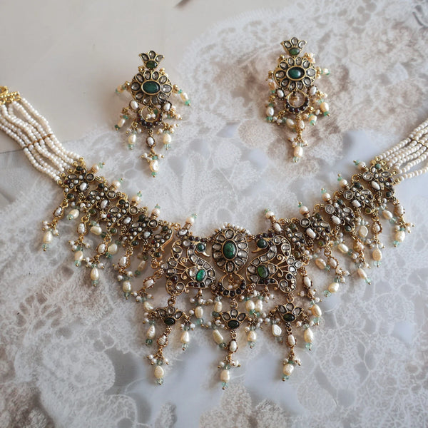 Choker set