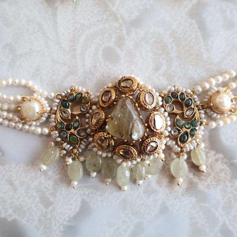 Choker set