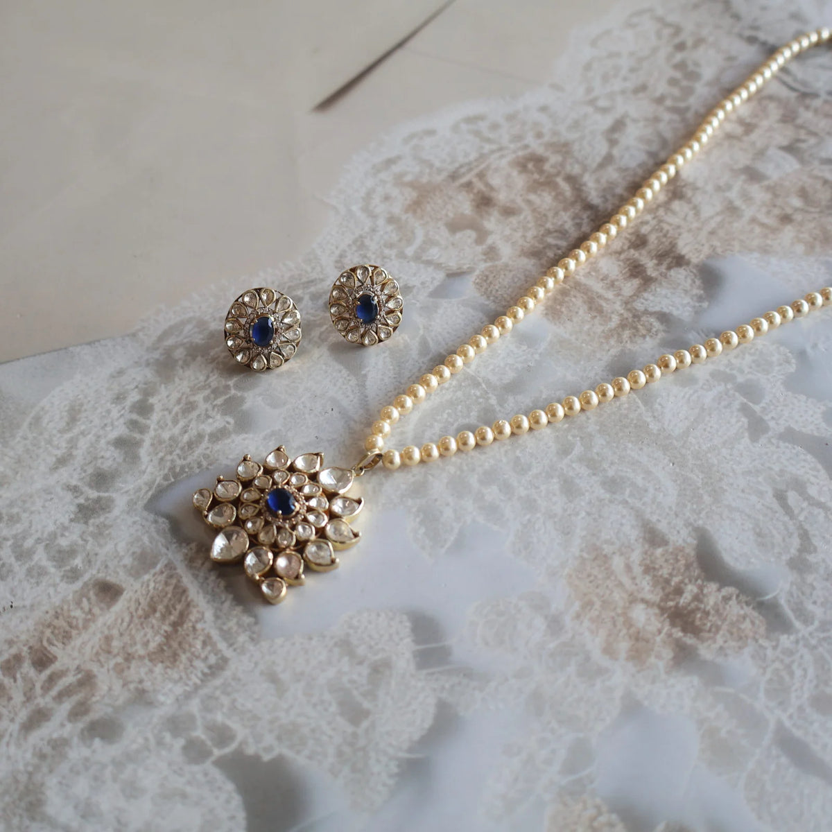 Pendant Set