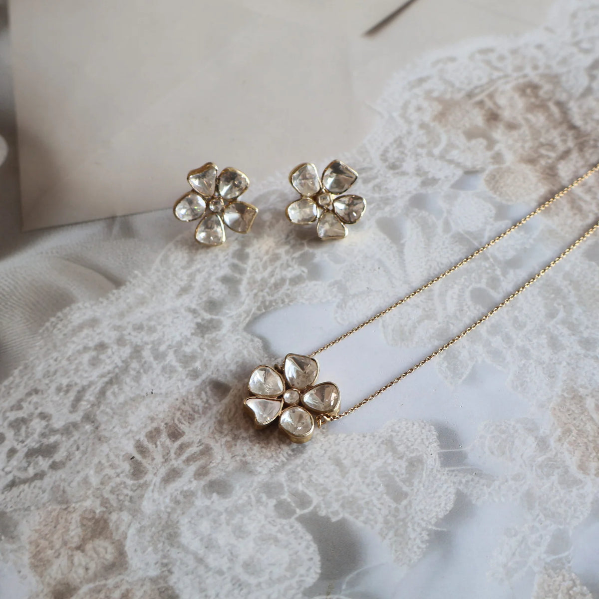 Pendant Set