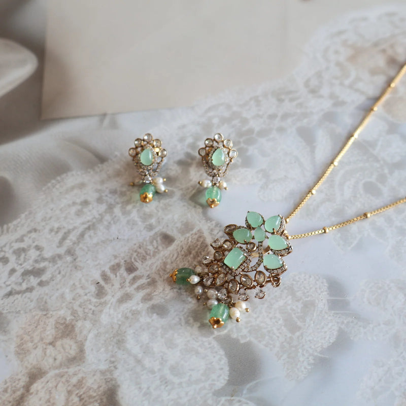 Pendant Set