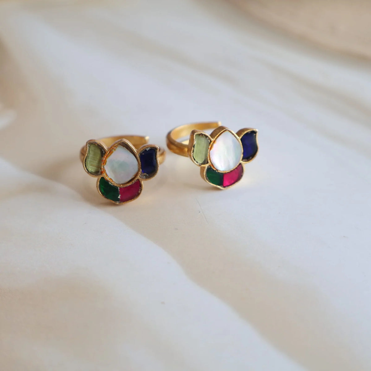 Toe rings