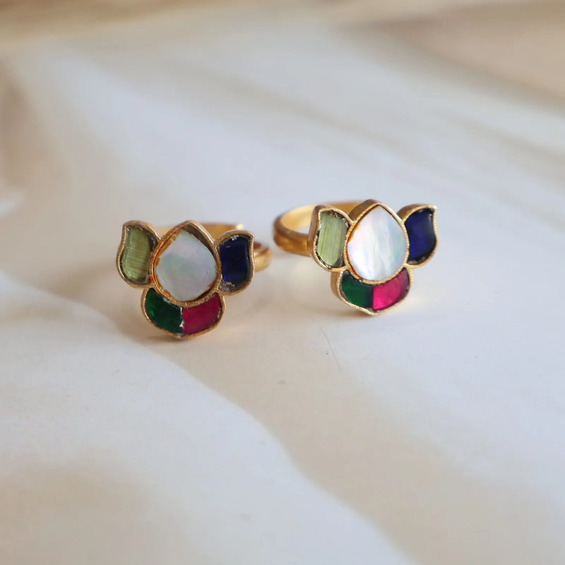 Toe rings