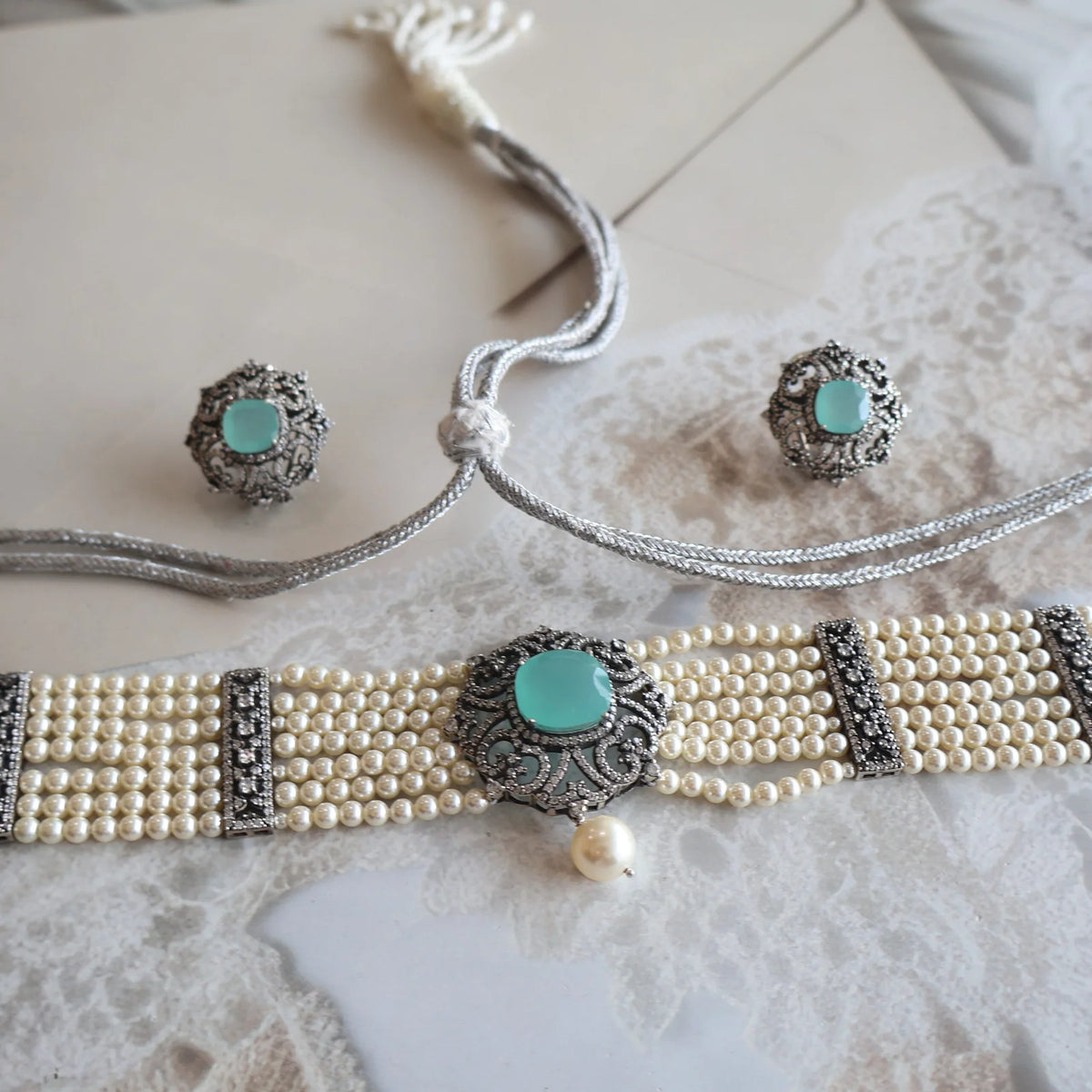 Choker Set