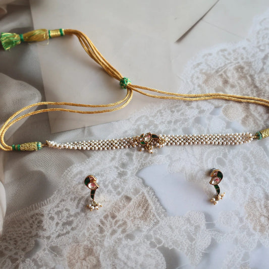 Choker set