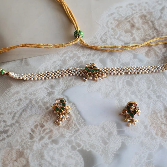 Choker set