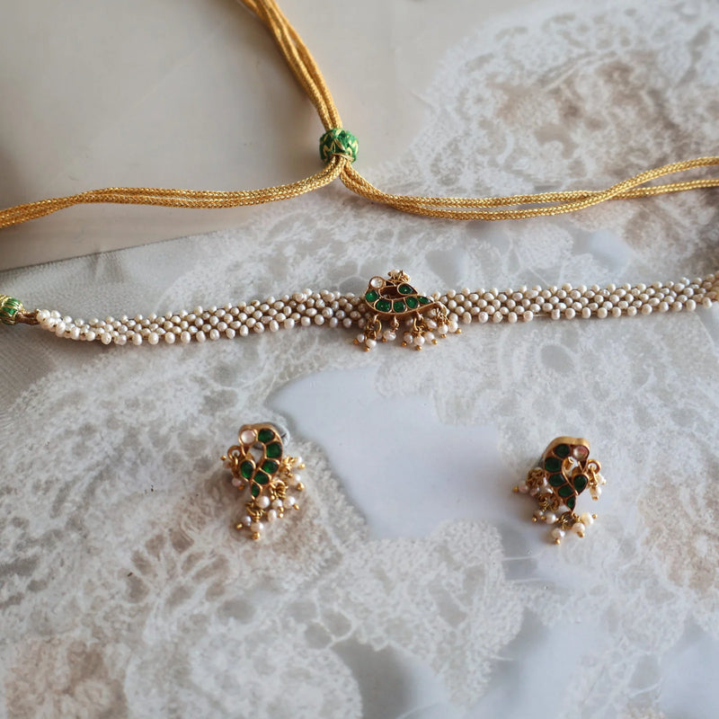 Choker set