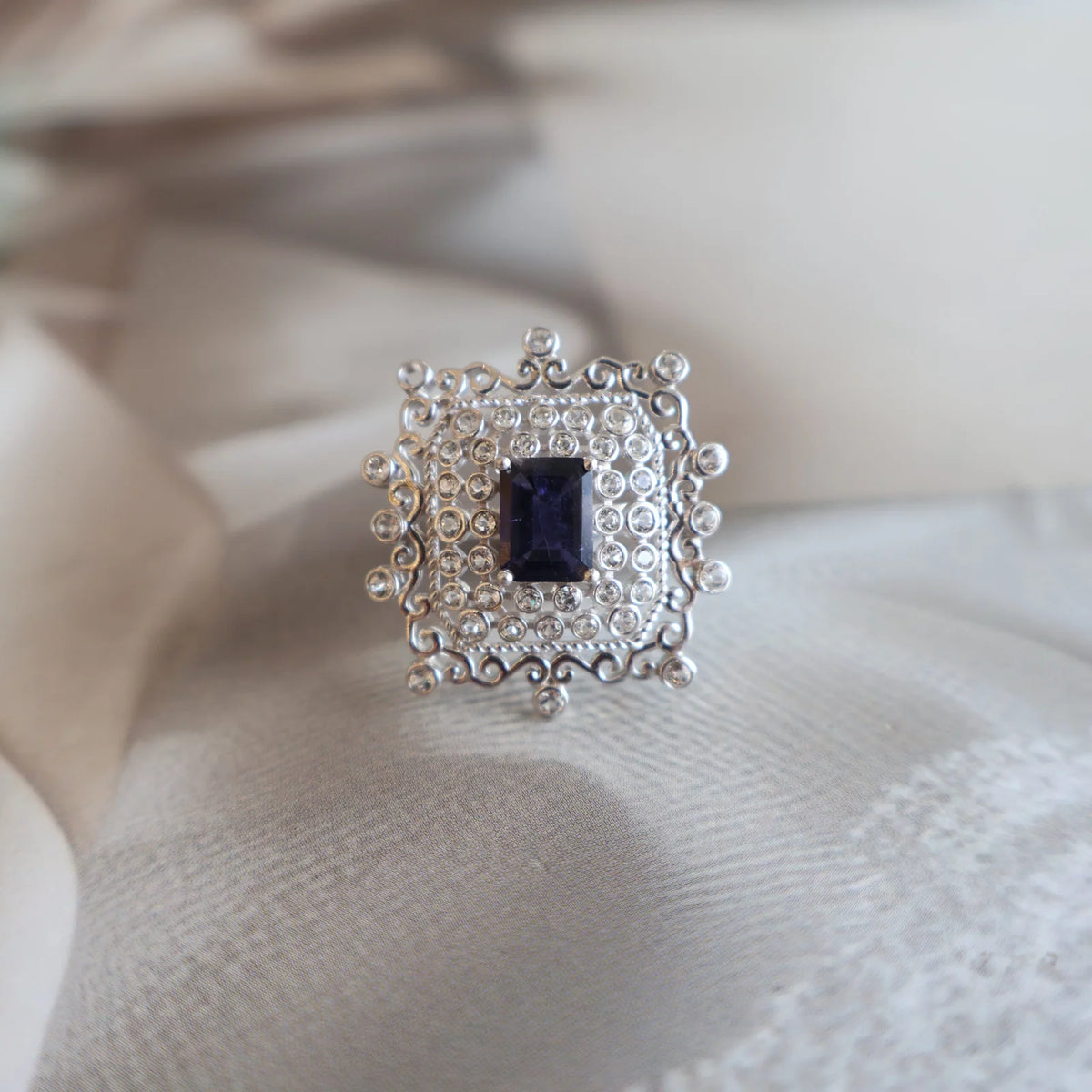 Ring